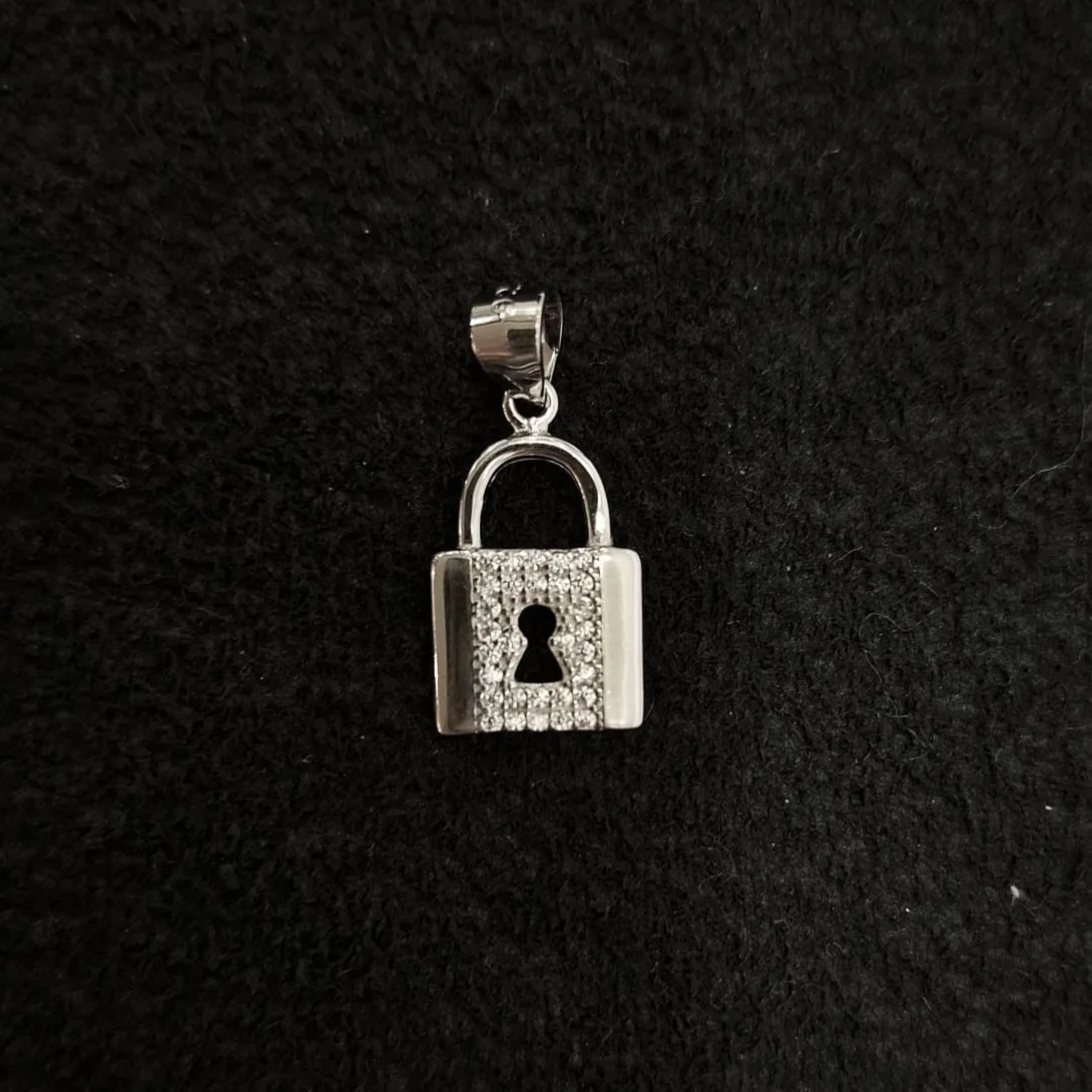 Srebrni privezak "Katanac" 925 - Слика 3