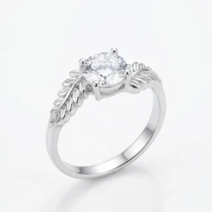 Srebrni prsten sa motivom lišća i velikim centralnim cirkonom od 925 srebra